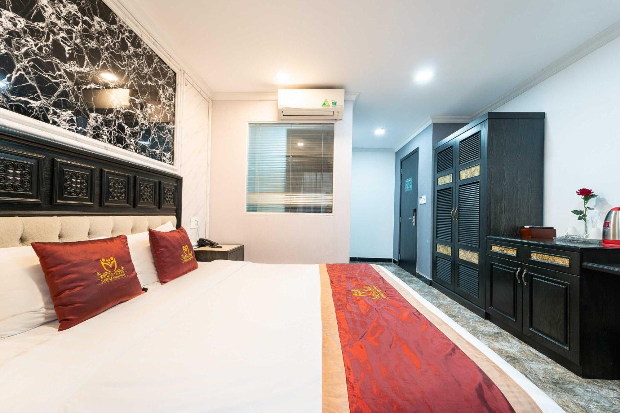 Khách sạn Collection O Havana Airport 3*
